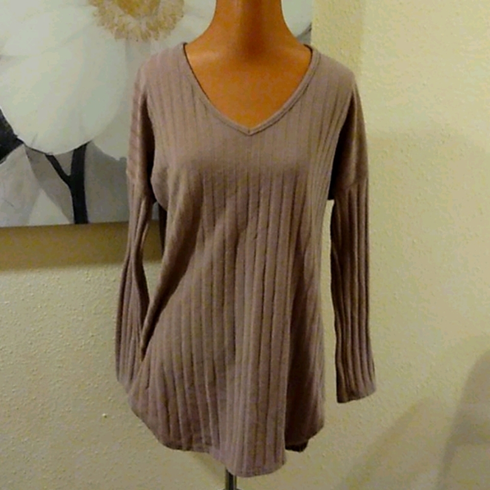 Olivia Rae sweater